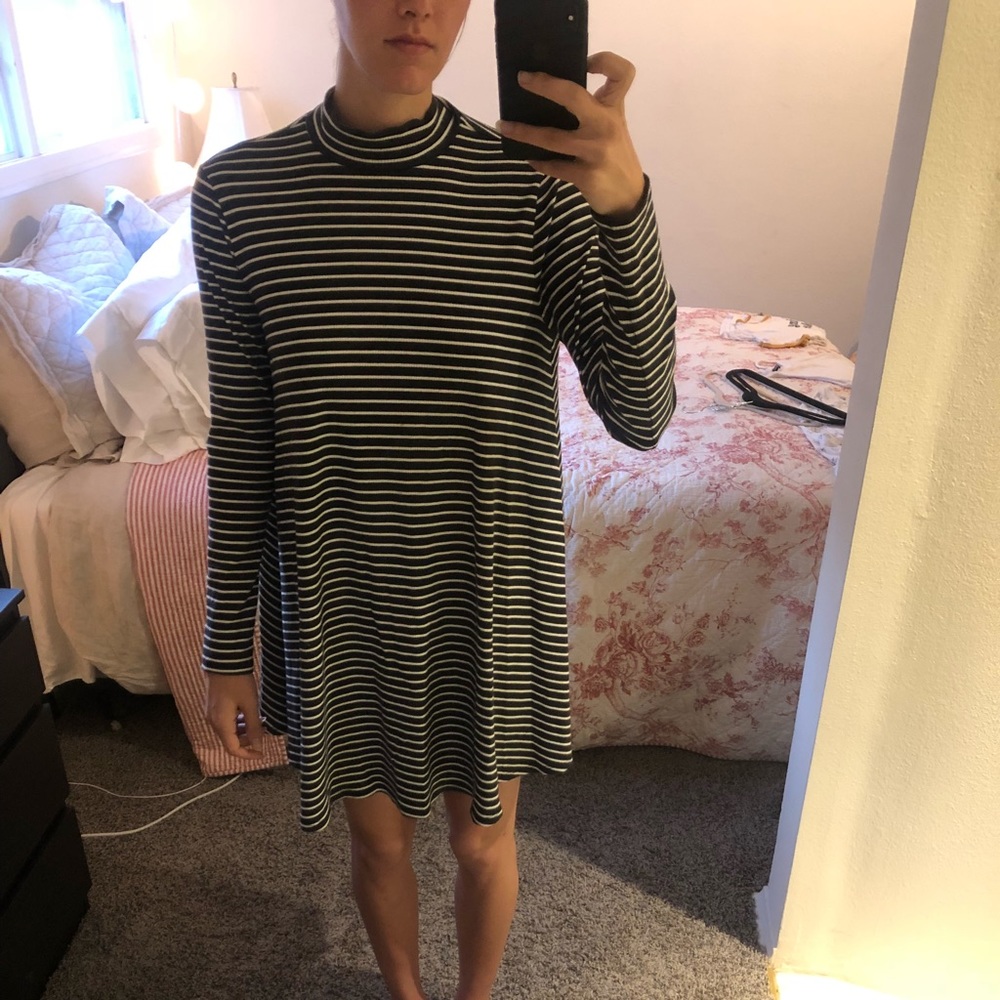 Black/White LS Rib Dress, A&F Size S